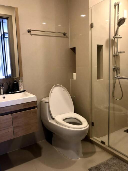 Apartamento Nest Sukhumvit71 Bts - Pool, Fitness, Parking, Wifi
